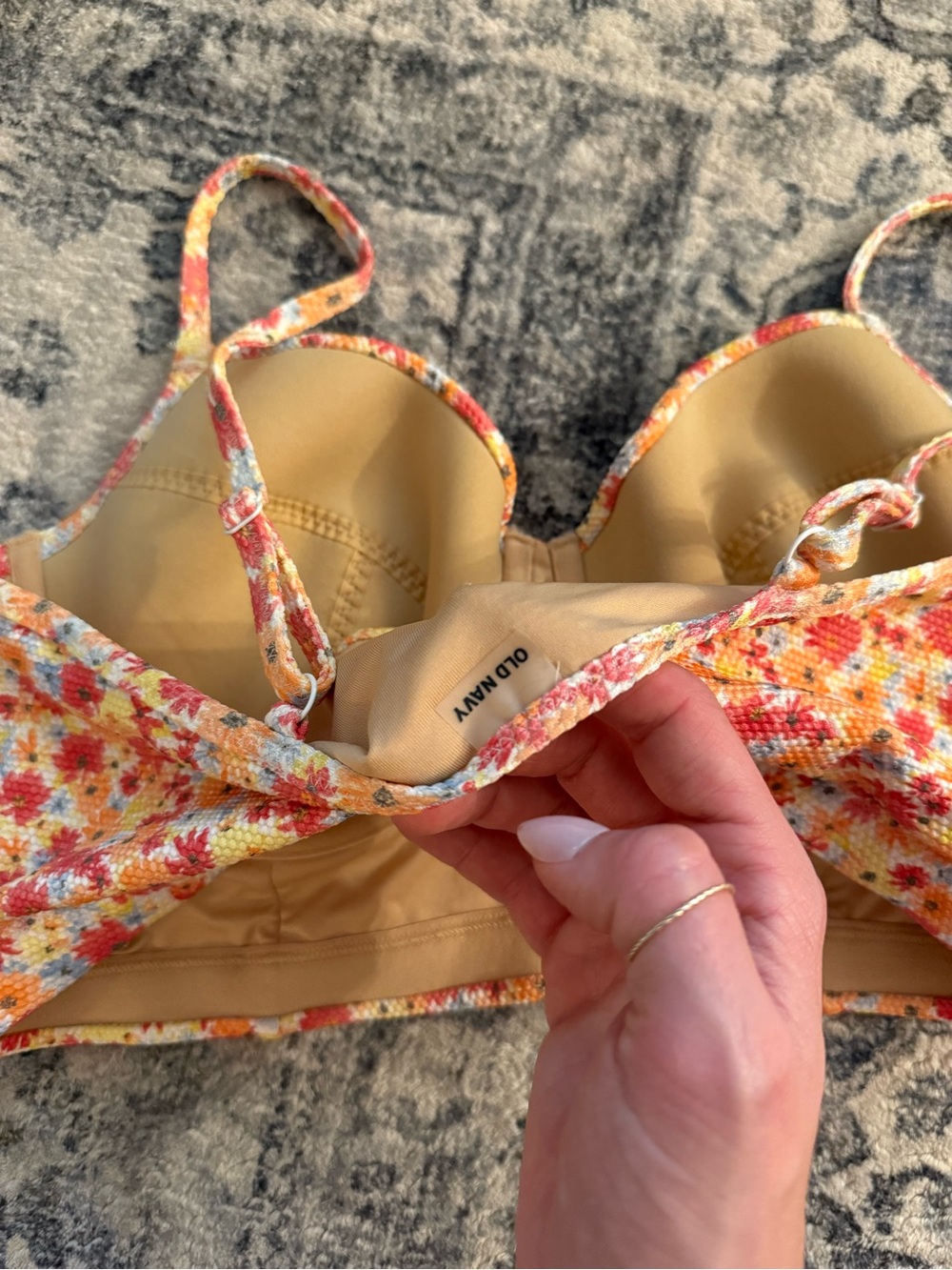 Old Navy Floral Cropped Swim Top • L - Picture 4 of 5